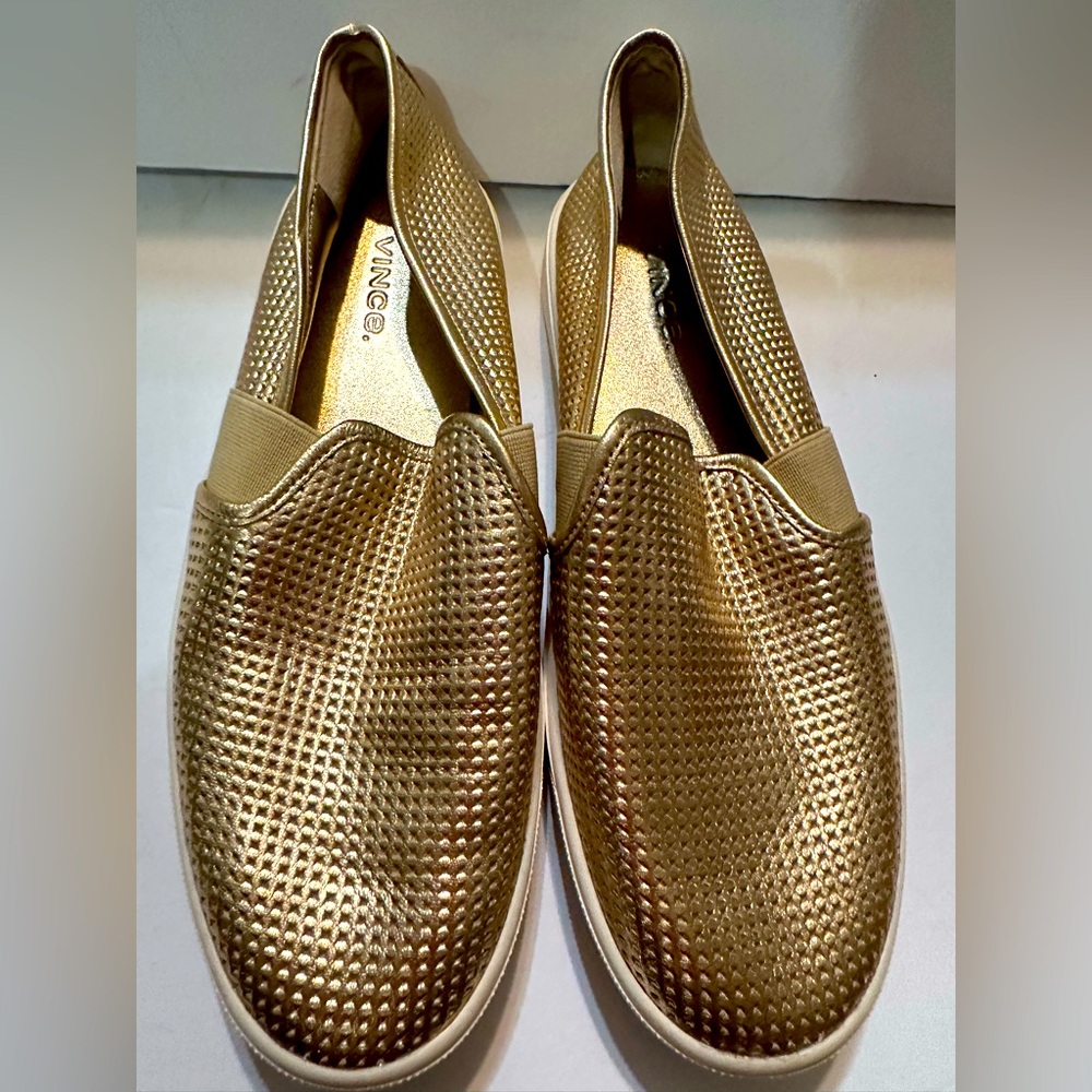 NWOT Vince Blair Perforated Leather Sneaker, Gold (Champagne) Slip Ons Size 7